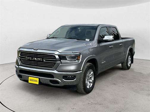 2021 RAM 1500 Laramie Crew Cab 4x4 64' Box