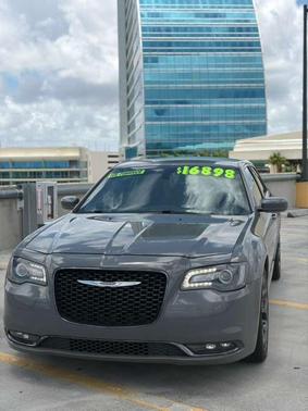 Ceramic Grey Clearcoat 2018 Chrysler 300 S