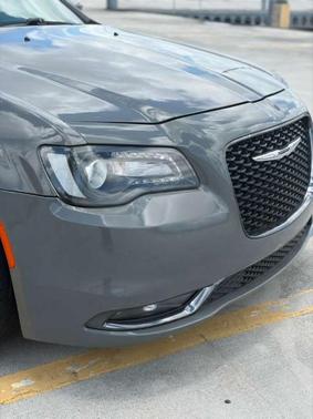 Ceramic Grey Clearcoat 2018 Chrysler 300 S