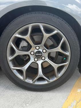 Ceramic Grey Clearcoat 2018 Chrysler 300 S