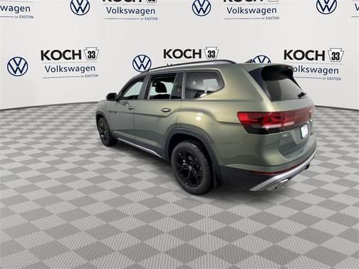 2025 Volkswagen Atlas 2.0T Peak Edition