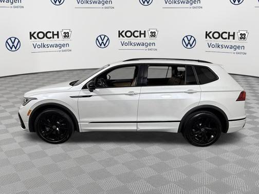 2023 Volkswagen Tiguan 2.0T SE R-Line Black