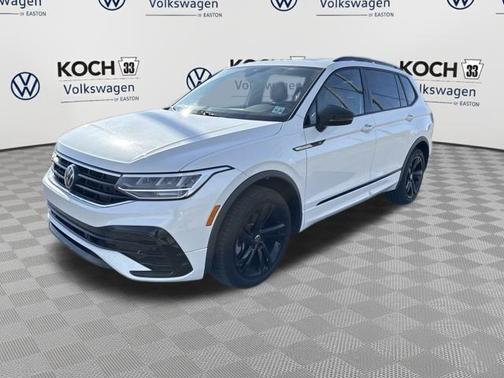 2023 Volkswagen Tiguan 2.0T SE R-Line Black