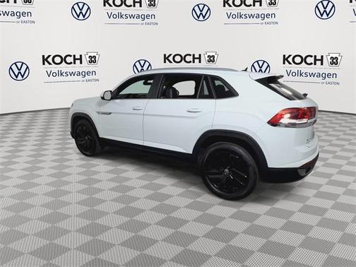 2022 Volkswagen Atlas Cross Sport 3.6L V6 SE w/Technology