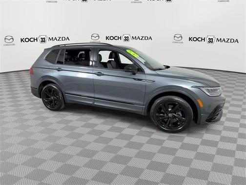 2024 Volkswagen Tiguan 2.0T SE R-Line Black