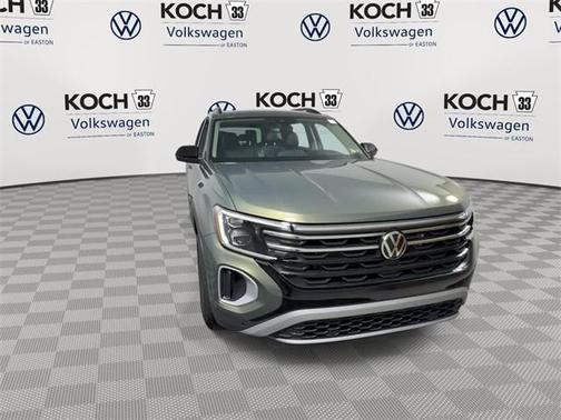 2025 Volkswagen Atlas 2.0T Peak Edition