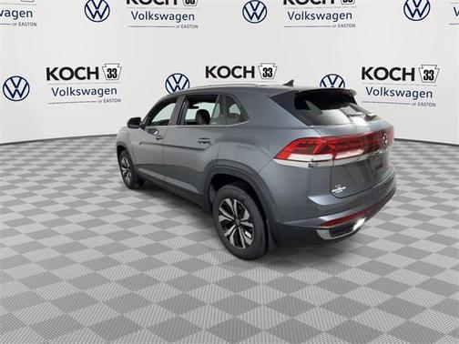 2025 Volkswagen Atlas Cross Sport 2.0T SE