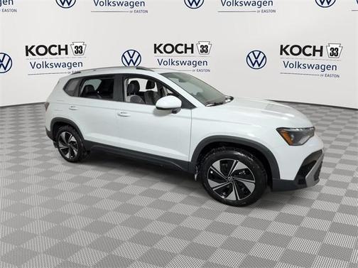 2025 Volkswagen Taos 1.5T SE