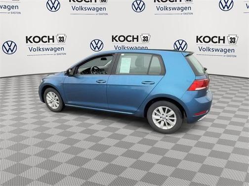 2018 Volkswagen Golf TSI S