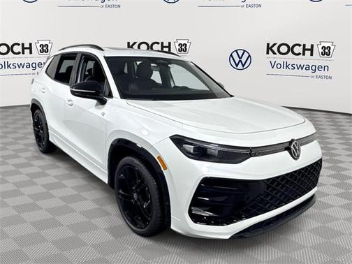 2025 Volkswagen Tiguan 2.0T SE R-Line Black