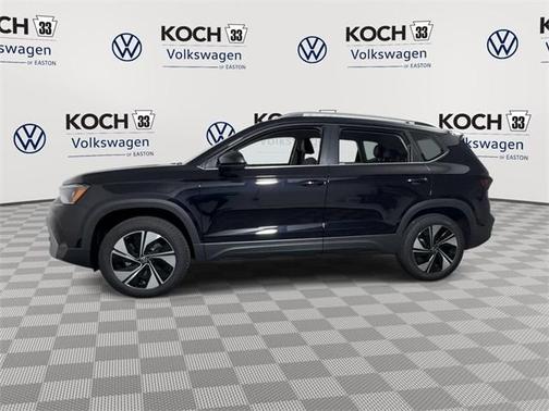 2025 Volkswagen Taos 1.5T SE
