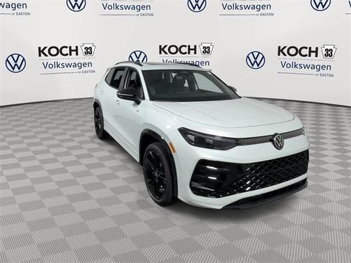 2026 Volkswagen Tiguan 2.0T SE R-Line Black