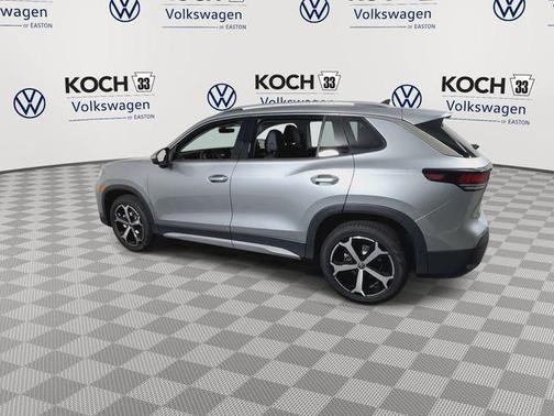 2025 Volkswagen Tiguan 2.0T SE