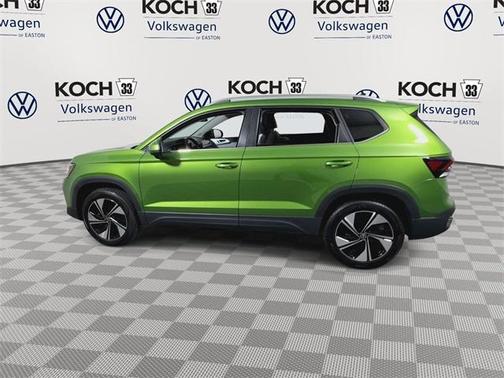 2025 Volkswagen Taos 1.5T SE