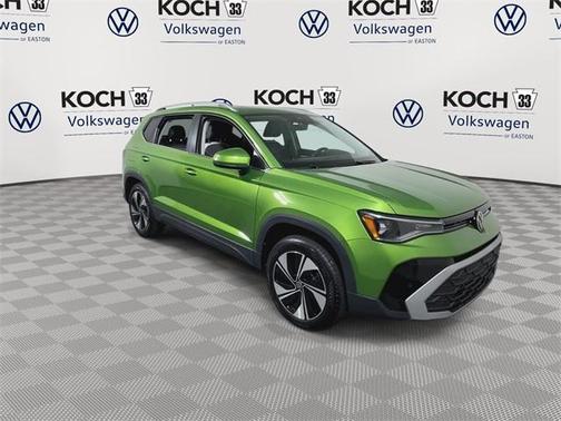 2025 Volkswagen Taos 1.5T SE
