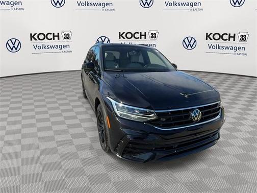 2024 Volkswagen Tiguan 2.0T SE R-Line Black