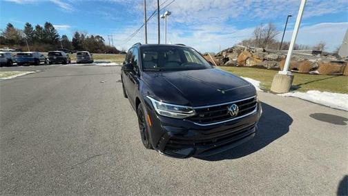 2024 Volkswagen Tiguan 2.0T SE R-Line Black