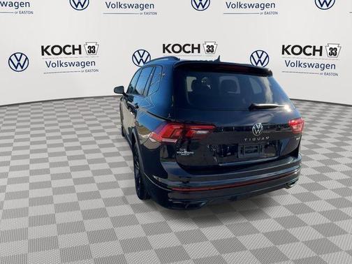 2024 Volkswagen Tiguan 2.0T SE R-Line Black