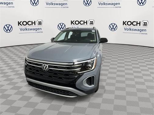 2025 Volkswagen Atlas 2.0T Peak Edition