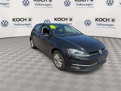 2018 Volkswagen Golf TSI S
