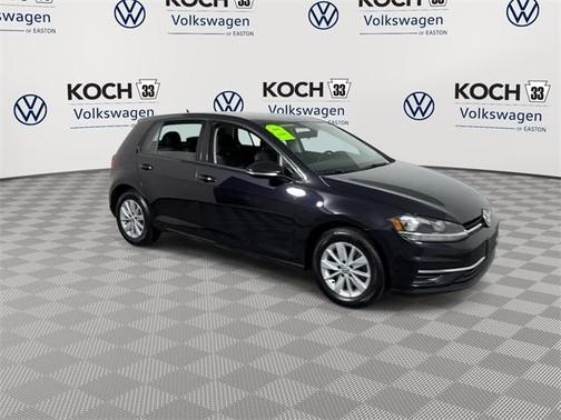 2018 Volkswagen Golf TSI S