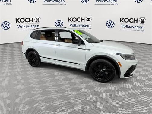 2023 Volkswagen Tiguan 2.0T SE R-Line Black