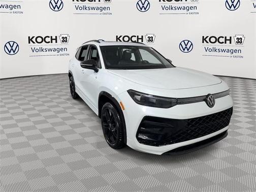 2025 Volkswagen Tiguan 2.0T SE R-Line Black