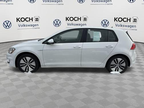 2016 Volkswagen e-Golf SE