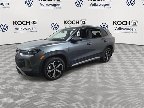 2025 Volkswagen Tiguan 2.0T SE