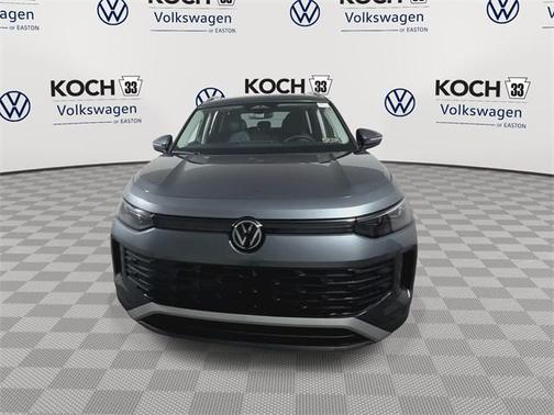 2025 Volkswagen Tiguan 2.0T SE