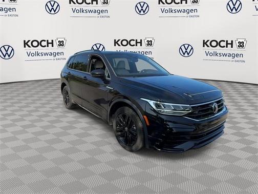2022 Volkswagen Tiguan 2.0T SE R-Line Black