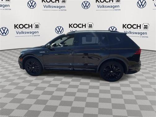 2022 Volkswagen Tiguan 2.0T SE R-Line Black
