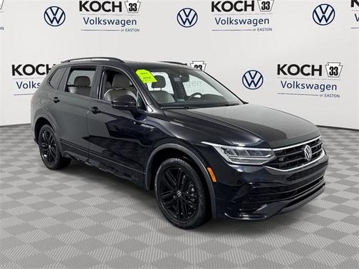 2022 Volkswagen Tiguan 2.0T SE R-Line Black