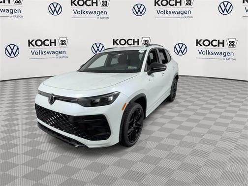2025 Volkswagen Tiguan 2.0T SE R-Line Black