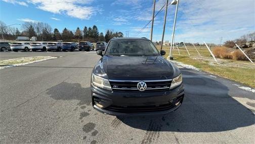 2020 Volkswagen Tiguan 2.0T SE R-Line Black