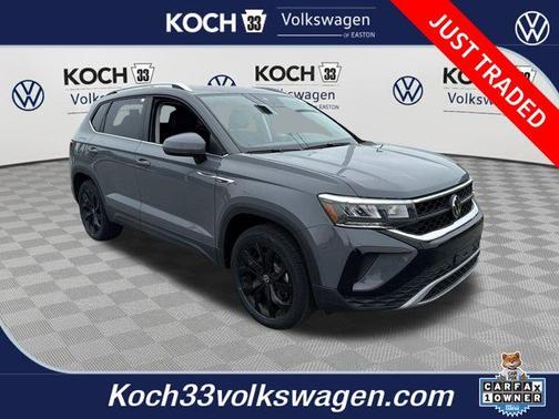 Pure Gray 2022 Volkswagen Taos 1.5T SE