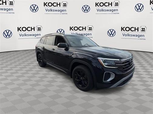 2024 Volkswagen Atlas 2.0T Peak Edition SEL