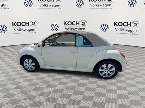 2009 Volkswagen New Beetle S