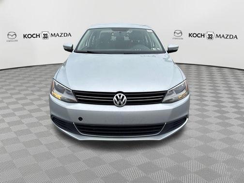 Silver 2013 Volkswagen Jetta SE