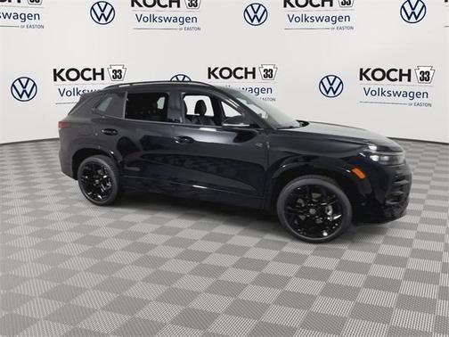 2025 Volkswagen Tiguan 2.0T SE R-Line Black