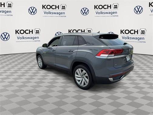 2022 Volkswagen Atlas Cross Sport 2.0T SE w/Technology