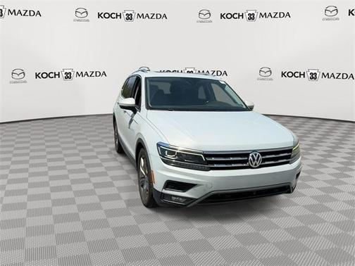 2018 Volkswagen Tiguan 2.0T SEL Premium