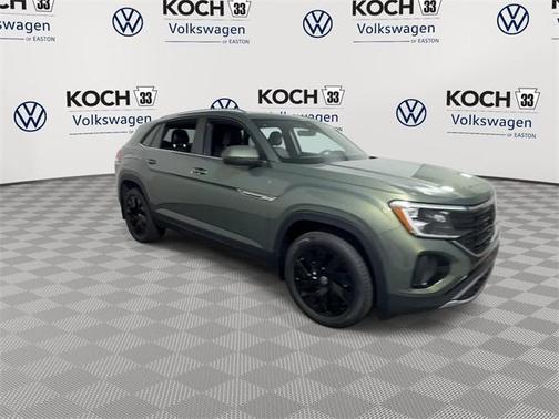 2026 Volkswagen Atlas Cross Sport 2.0T SE w/Technology