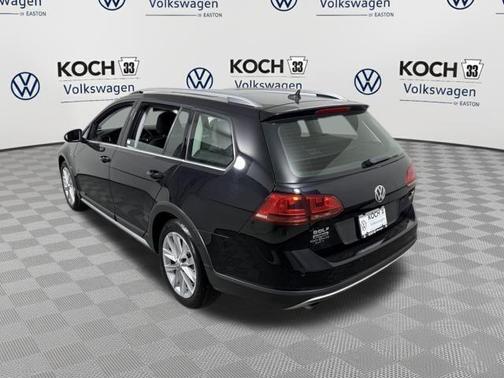 2017 Volkswagen Golf Alltrack TSI SE