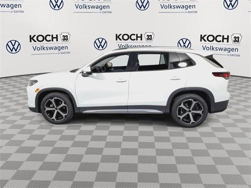 2025 Volkswagen Tiguan 2.0T SE
