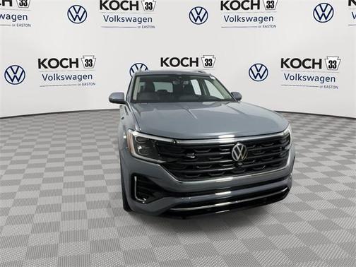 2025 Volkswagen Atlas 2.0T SEL Premium R-Line