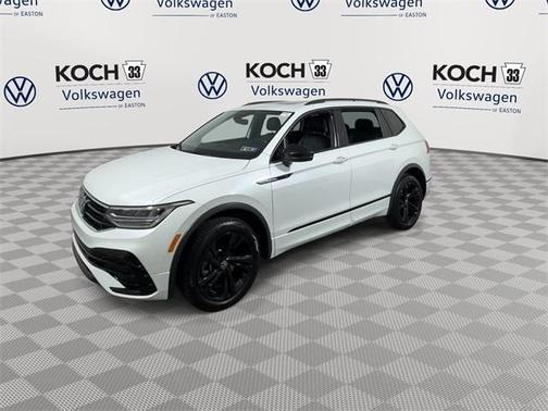 2024 Volkswagen Tiguan 2.0T SE R-Line Black