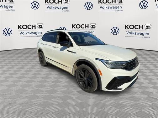 2024 Volkswagen Tiguan 2.0T SE R-Line Black