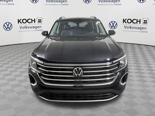 Deep Black Pearl Effect 2026 Volkswagen Atlas 2.0T SE W/TECHNOLOGY
