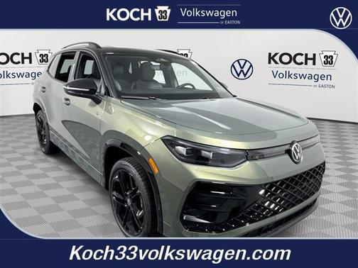 2025 Volkswagen Tiguan 2.0T SE R-Line Black